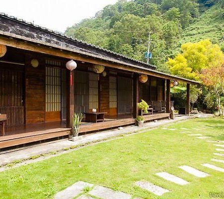 Bright Moon Homestay 東勢区 エクステリア 写真