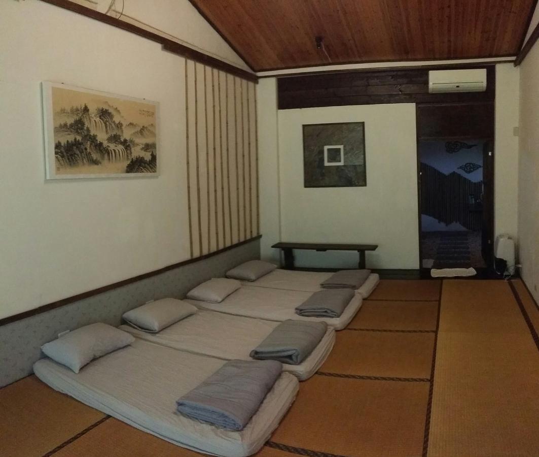 Bright Moon Homestay 東勢区 エクステリア 写真