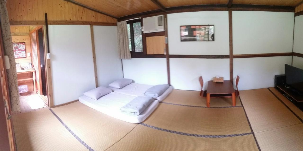 Bright Moon Homestay 東勢区 エクステリア 写真