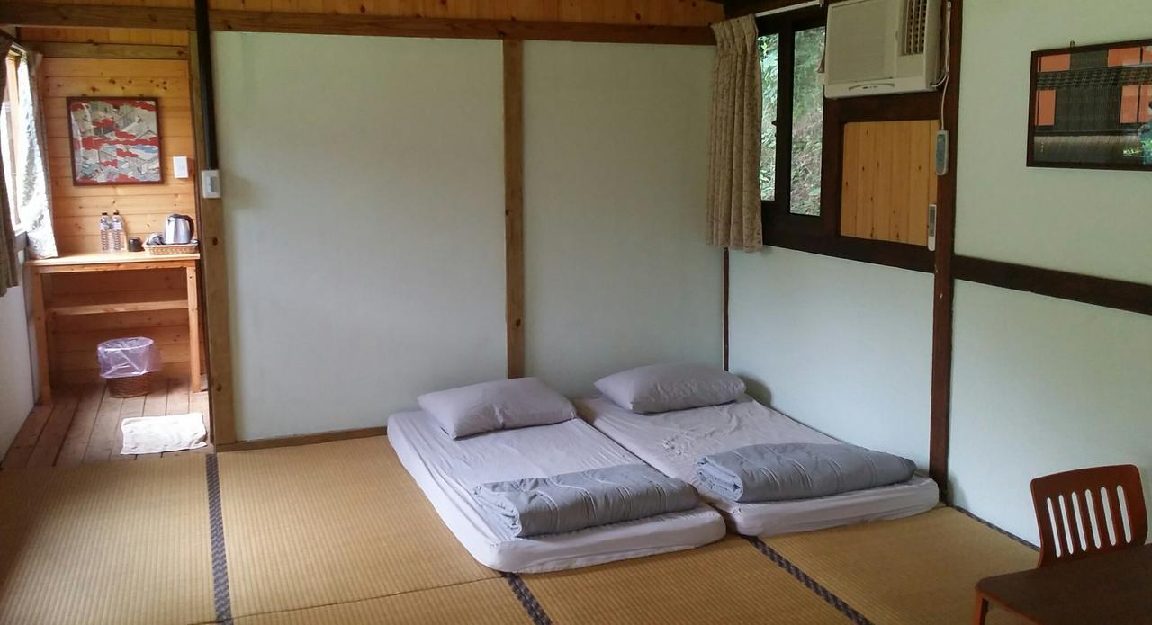 Bright Moon Homestay 東勢区 エクステリア 写真
